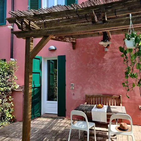 Farm stay Agriturismo Le Pellicce Riparbella
